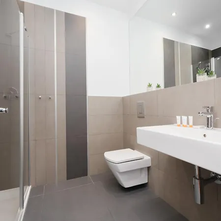 Muranow Spacious Studio & Parking By Renters Apartamento Varsóvia