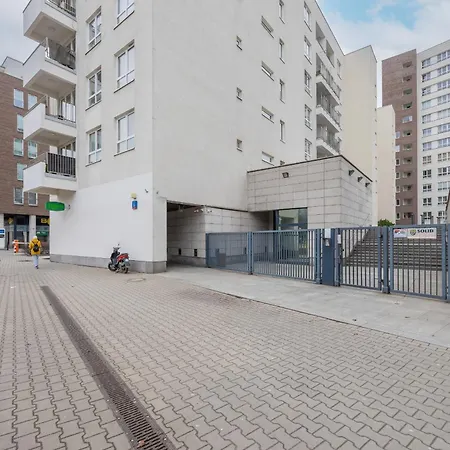 Muranow Spacious Studio & Parking By Renters * Warschau